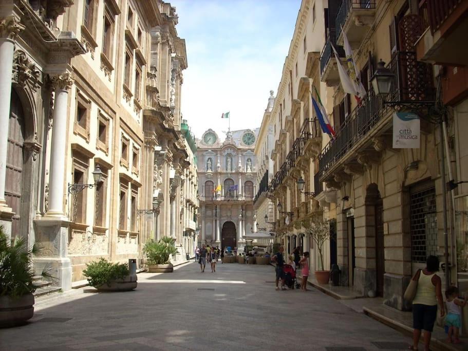 トラーパニCentro Storico-Imbarcadero Per Le Isole*****アパートメント エクステリア 写真